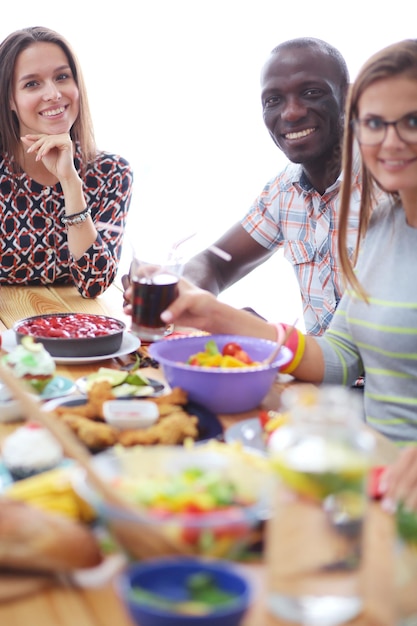 Comensales disfrutando